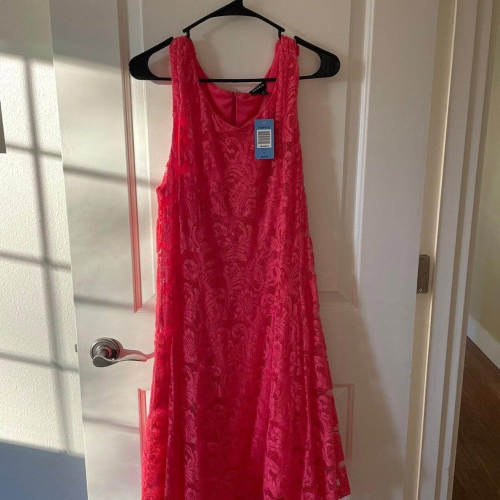 Torrid Coral Pink Floral Lace Sleeveless Fit and Flare Dress NWT Size 22 - Picture 2 of 3